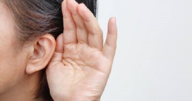 hearing loss , Hard of hearing