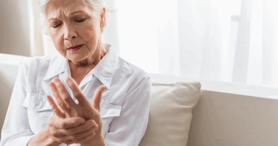 Image of old lady showcasing after effects of Rheumatoid Disease